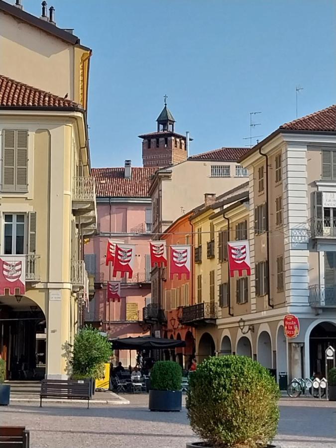 Casa Cozy - Comodo Appartamento In Asti Centro Εξωτερικό φωτογραφία